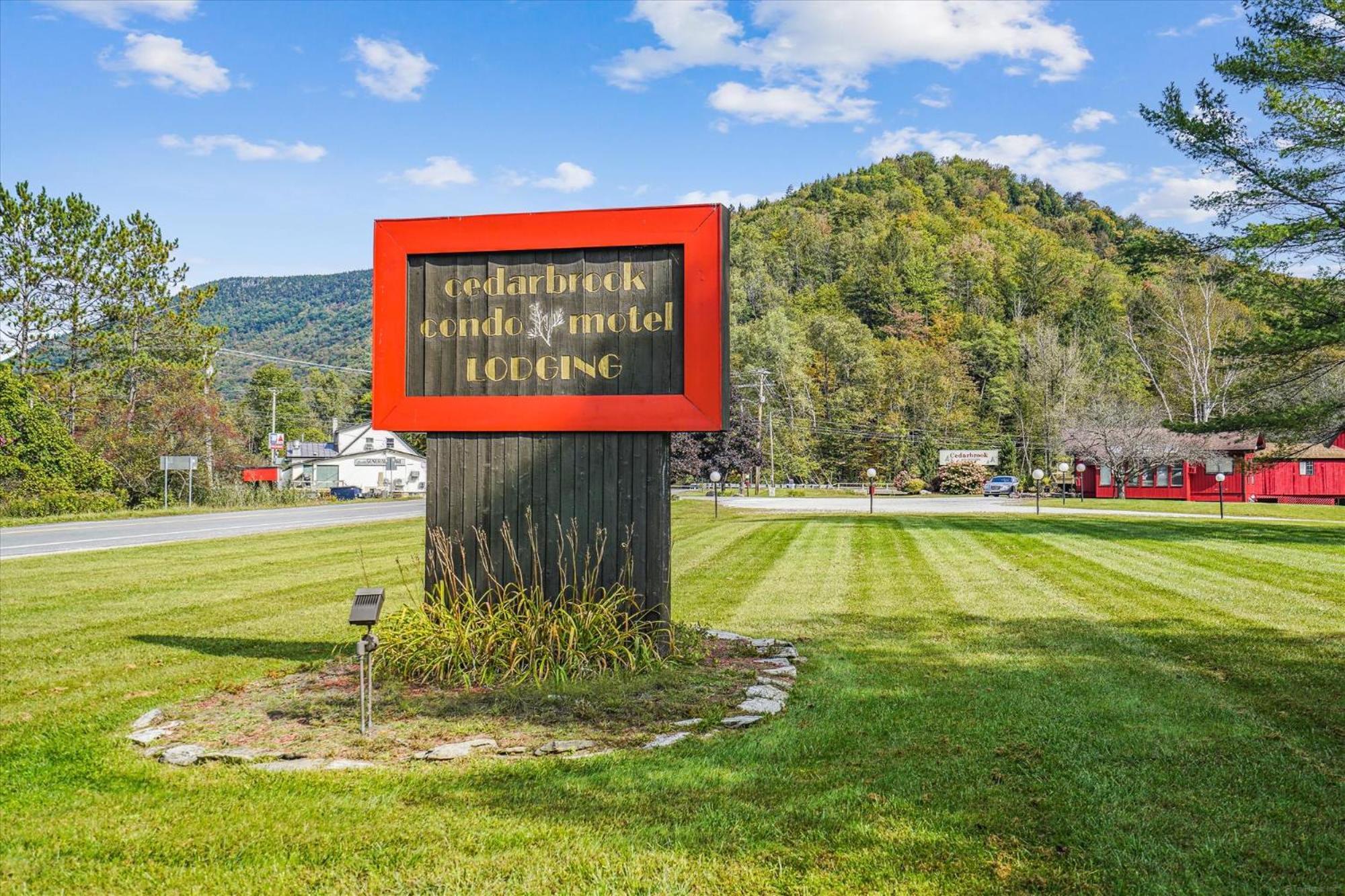 Cedarbrook Two Double Bed Standard Hotel Room 219 Killington Exterior photo